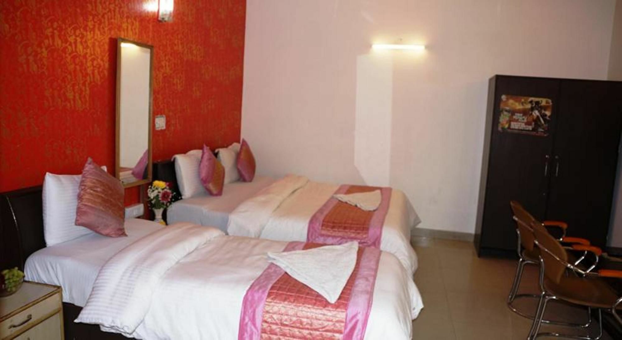 Hotel Aero Look Nuova Delhi Esterno foto