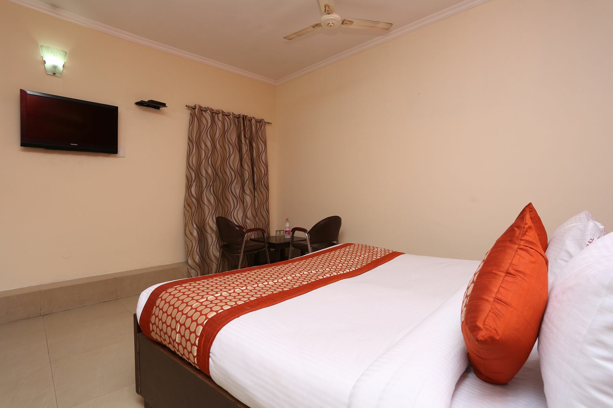 Hotel Aero Look Nuova Delhi Esterno foto