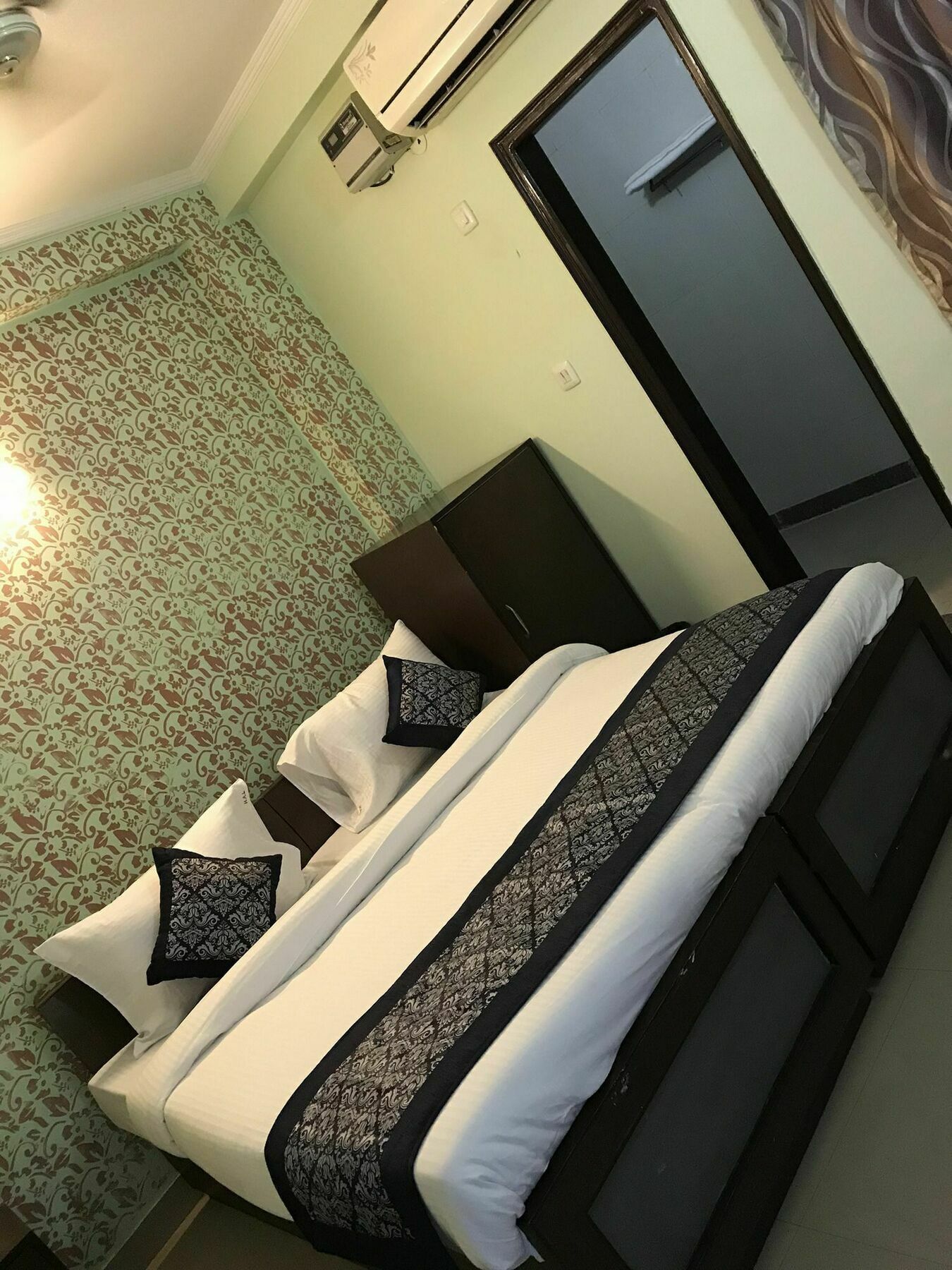 Hotel Aero Look Nuova Delhi Esterno foto